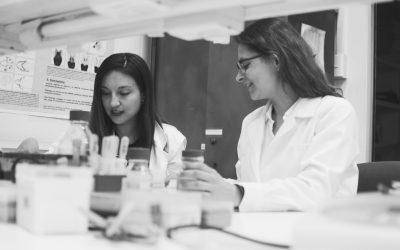 EQUIPOS DEL IIBCE Y BNI SE CAPACITAN EN TÉCNICAS DE MICROBIOLOGÍA Y PROCESAMIENTO DE IMÁGENES GRACIAS A PROYECTO DE COOPERACIÓN INTERNACIONAL (AGCID)